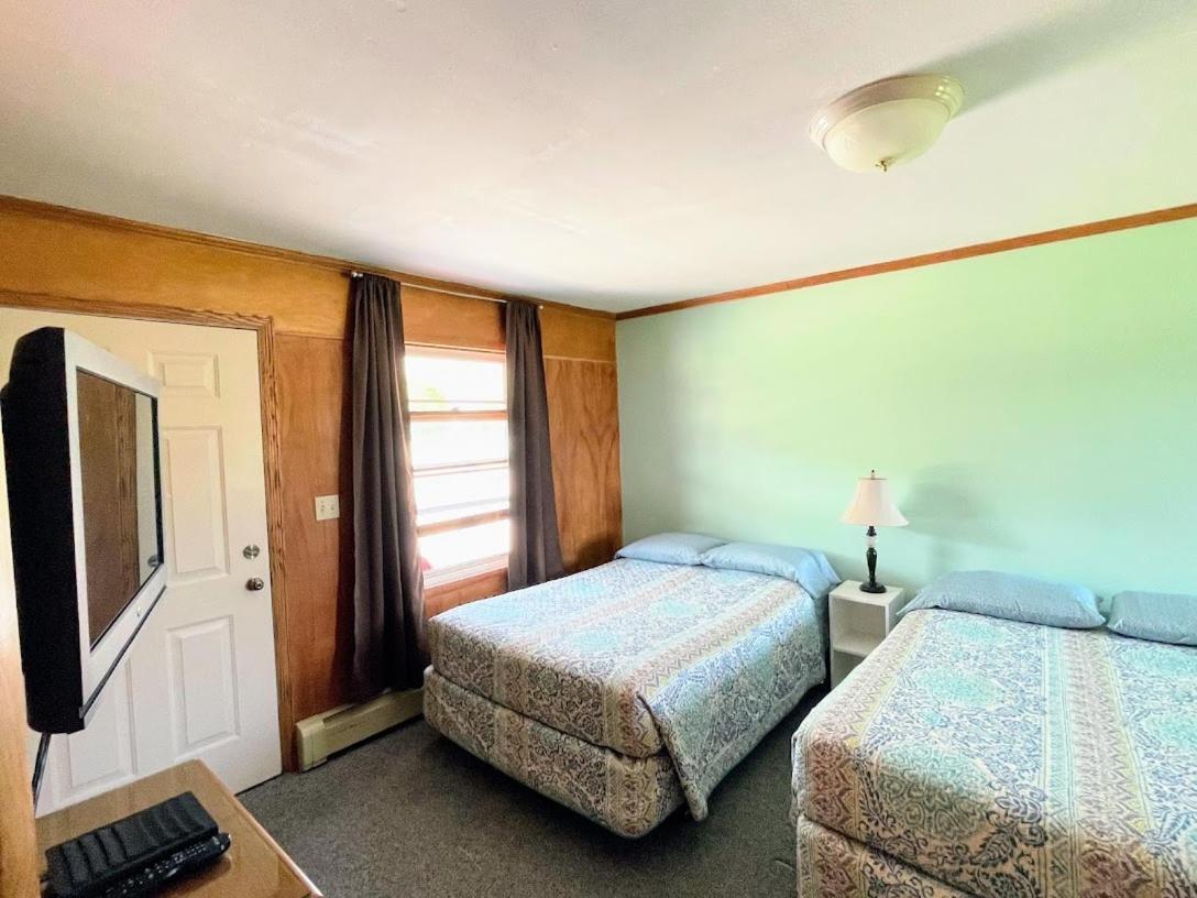 Hillcrest Motel Rapid River
